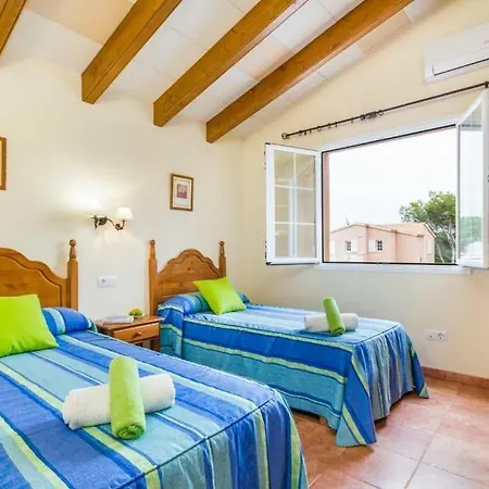 Cala'n Blanes Sleeps 6 Pool Air Con Wifi